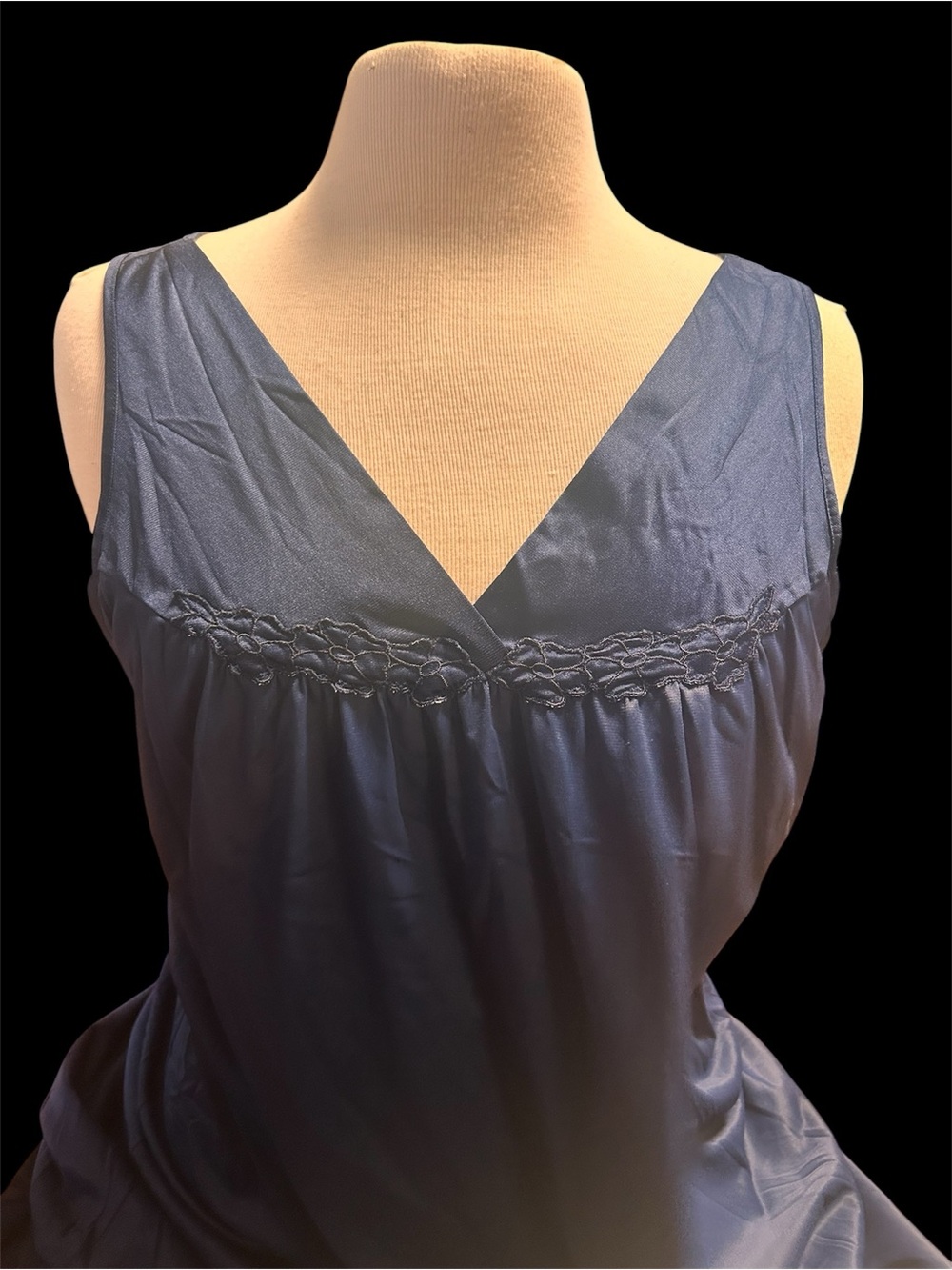 Vintage Vanity Fair Navy V-Neck Silky nightgown size med #tradwife
